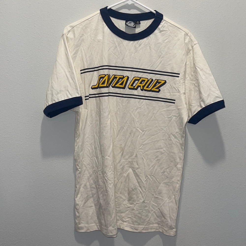 Santa Cruz T-shirt. Size M.